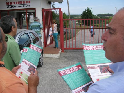 Fábrica de auto-rádios e antenas